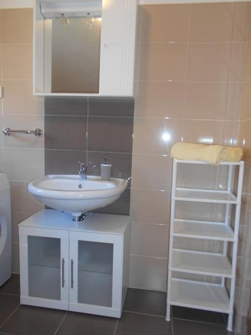 Apartment Luna 4 Person Bribir  Exteriér fotografie